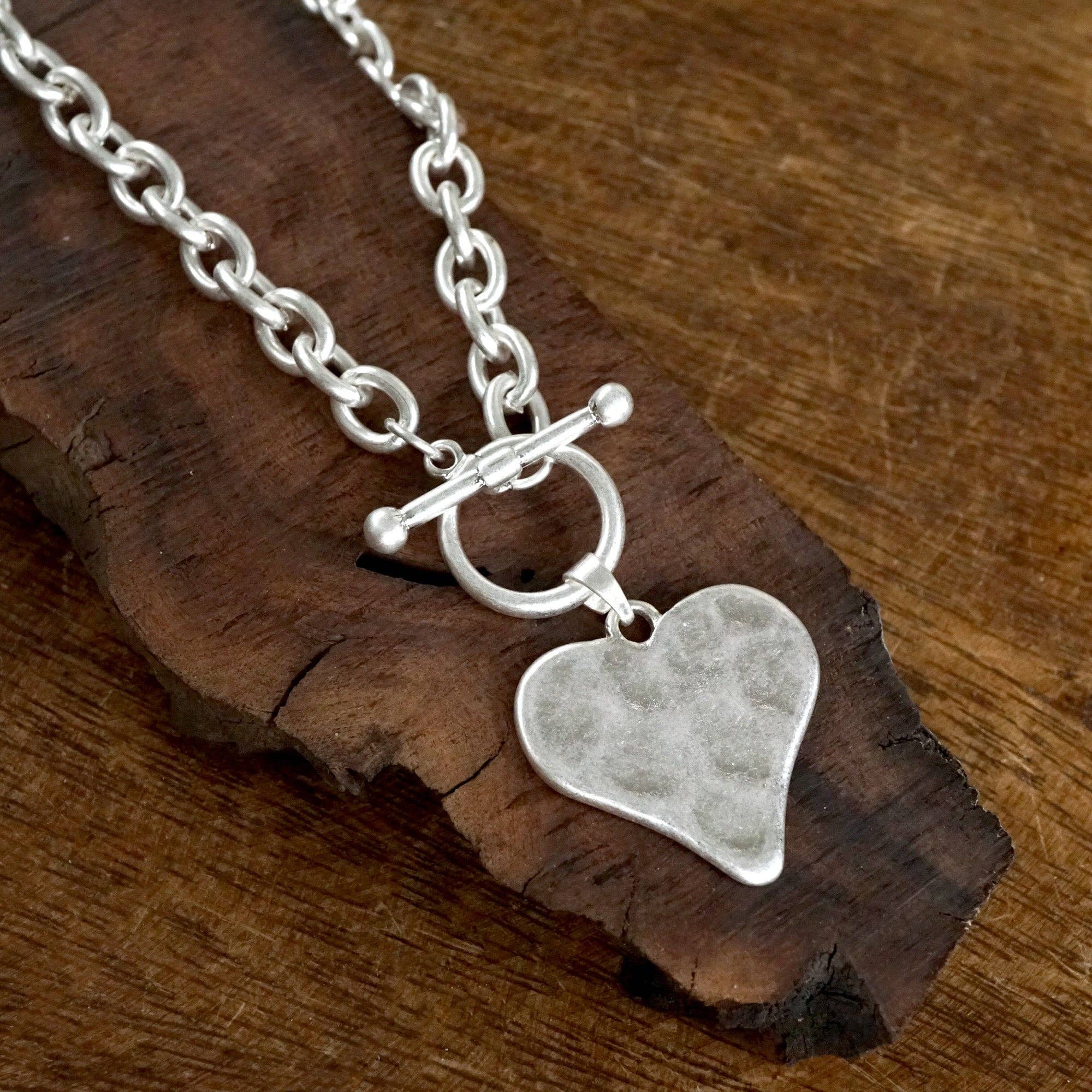 Boho Hammered Heart Front Toggle Necklace – Rustic Gold or Silver