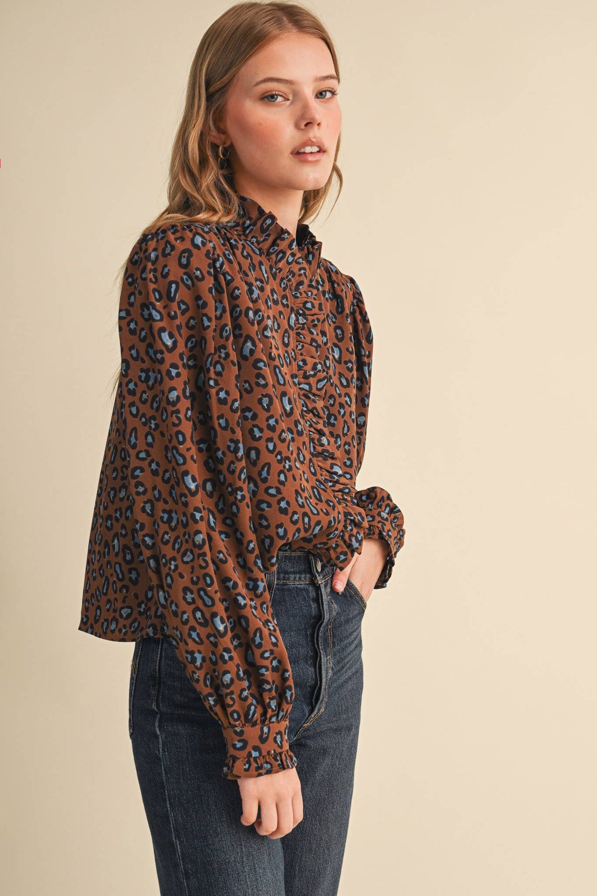 AMANDA - LEOPARD PRINT RUFFLED BUTTON DOWN TOP