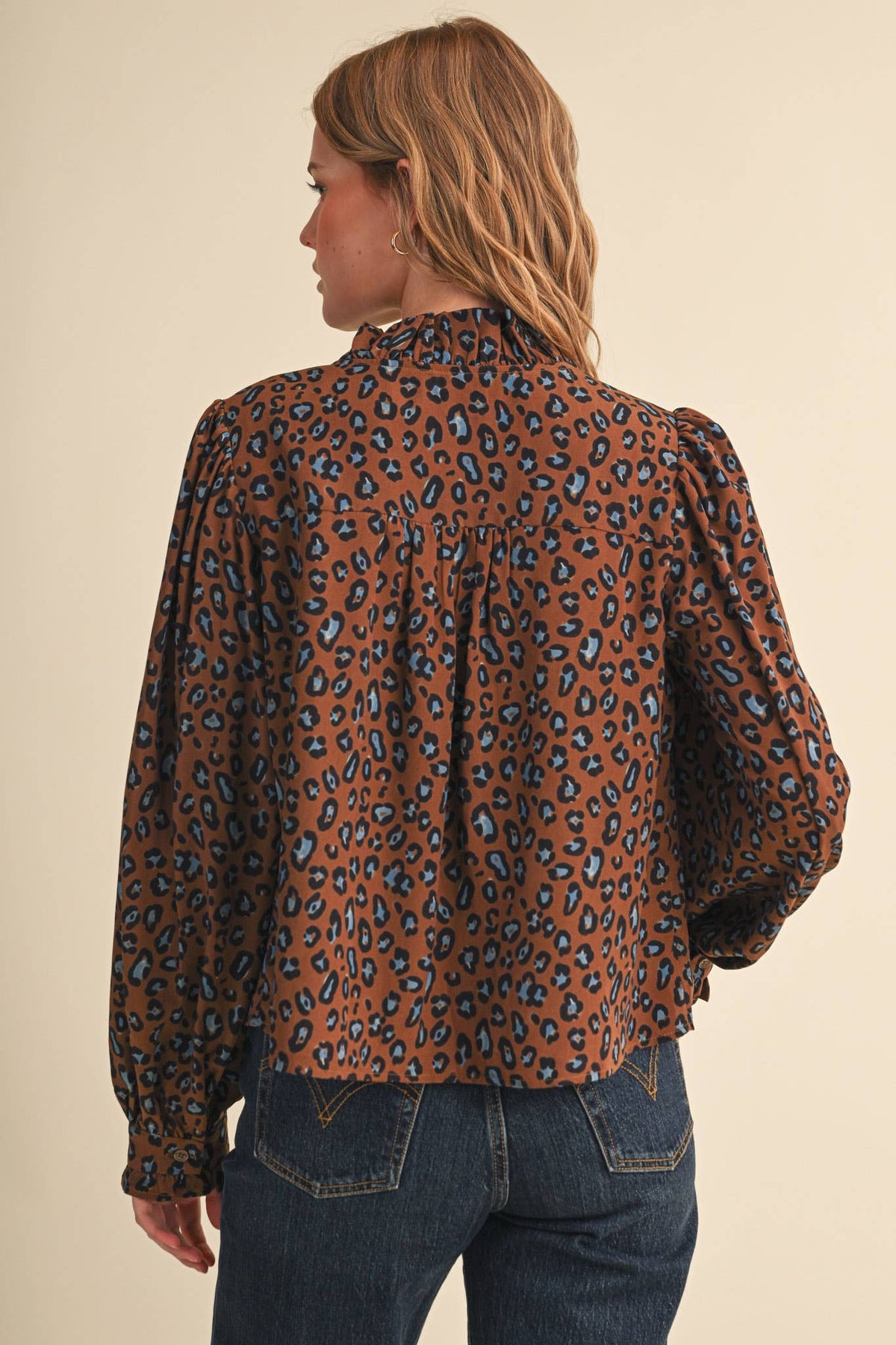 AMANDA - LEOPARD PRINT RUFFLED BUTTON DOWN TOP