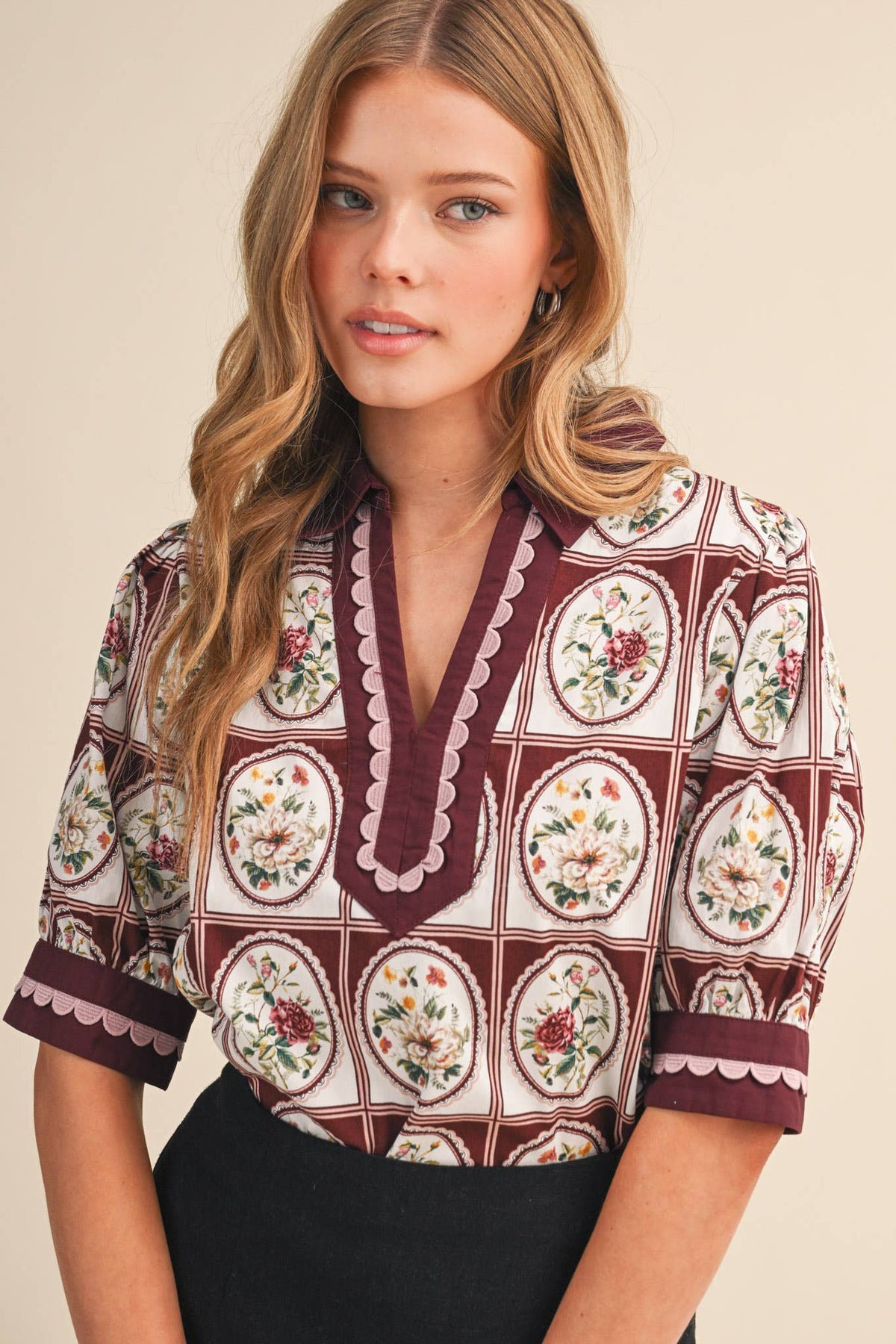 EMILY- EXCLUSIVE PRINT CONTRAST BINDING SCALLOP TRIM TOP