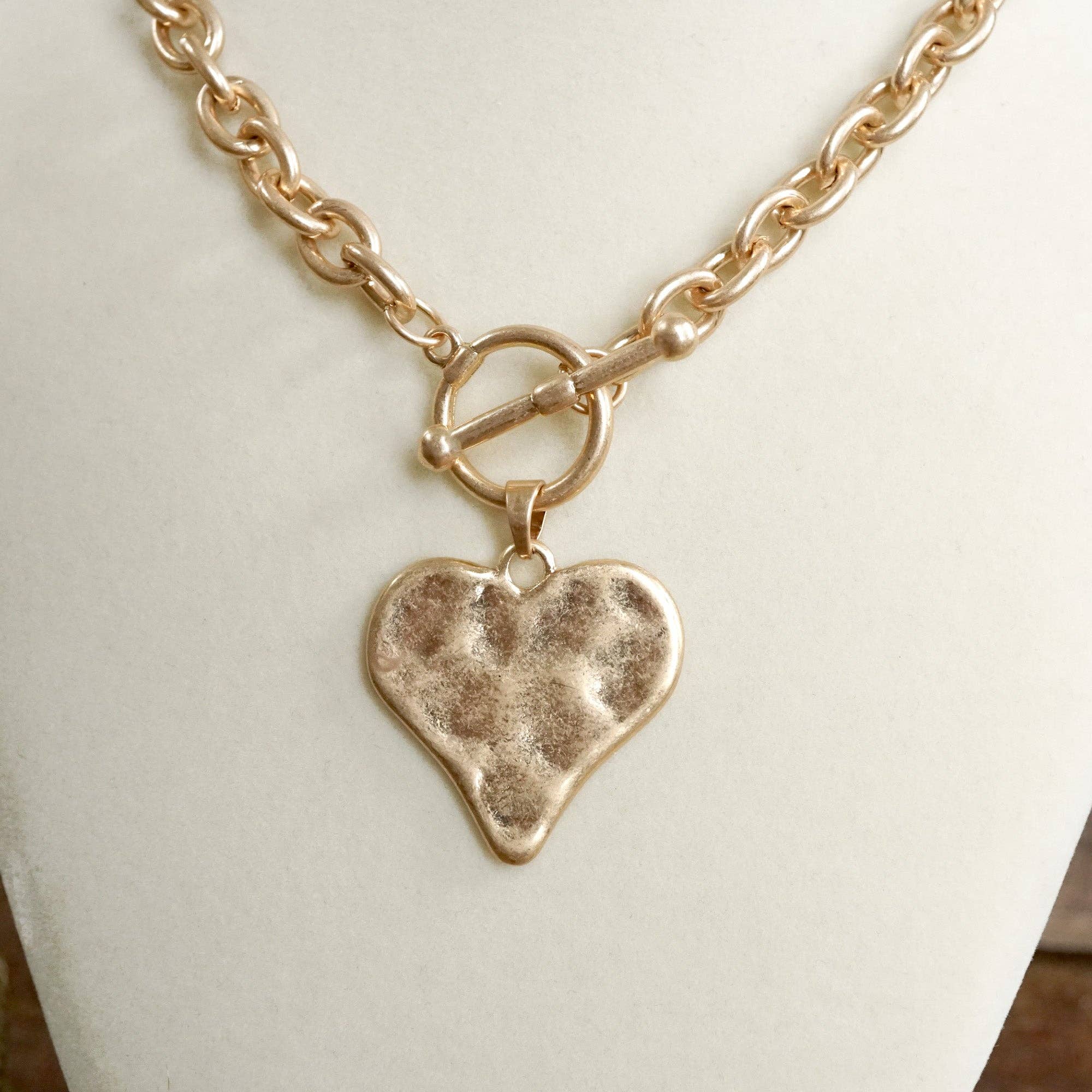 Boho Hammered Heart Front Toggle Necklace – Rustic Gold or Silver